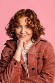 Ảnh diễn viên Alice Oseman