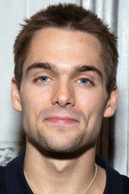 Ảnh diễn viên Dylan Sprayberry