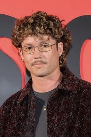 Ảnh diễn viên Taylor Clemons